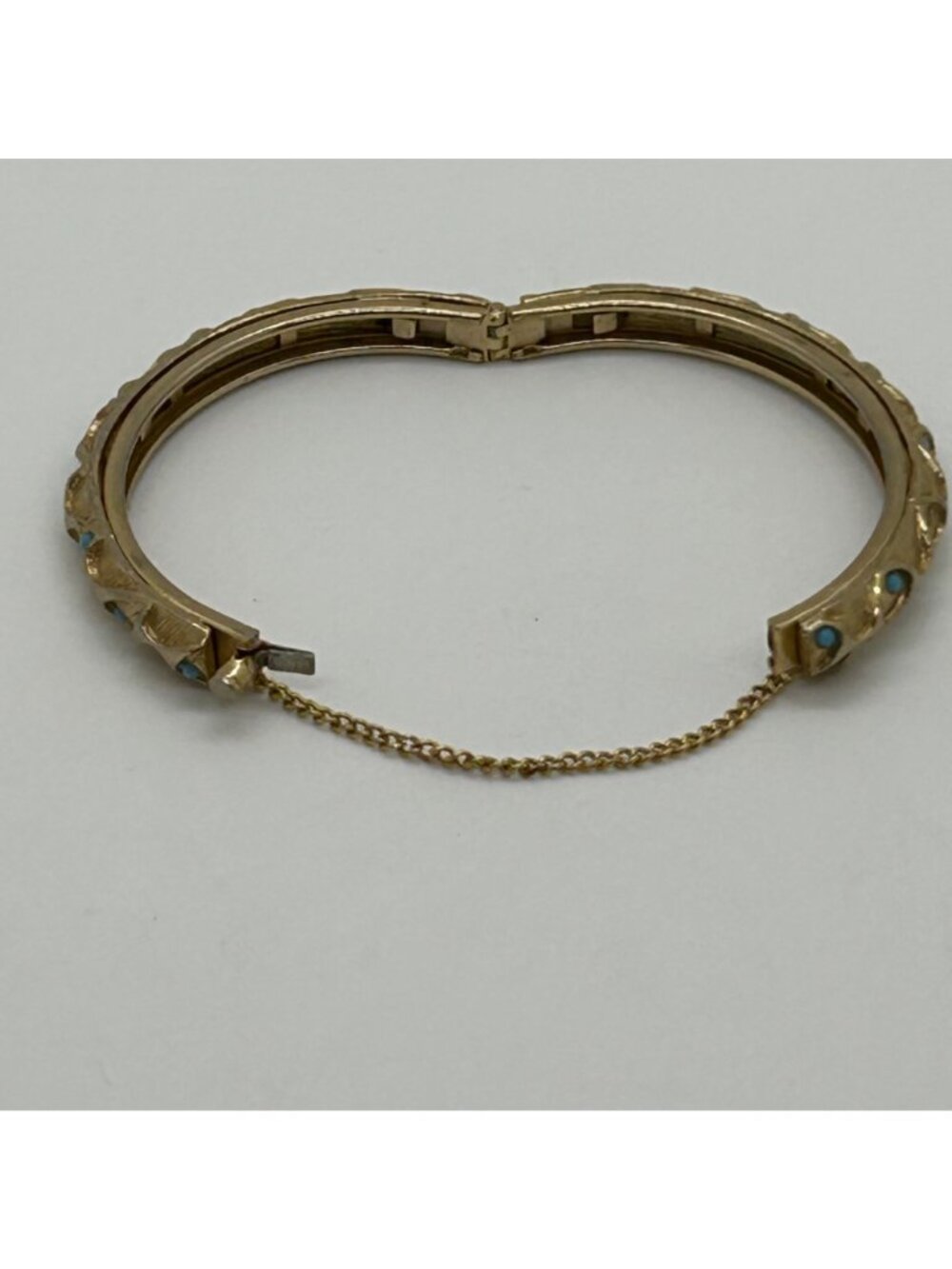 Vintage Gold-Toned Bracelet Hinged Textured Turquoise-Color Stones Safety Chain - Picture 14 of 16